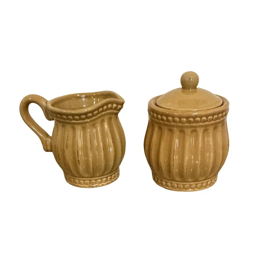Homestead At Home America‎ Cream and Sugar Set Tan Ribbed Beaded Ceramic Farm